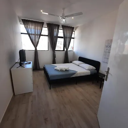 Blife Antonya Private Rooms At 3Rd Floor Faro Exterior photo